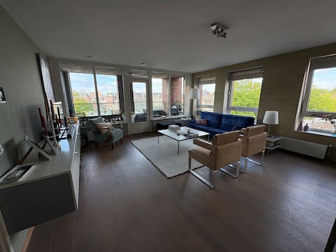 Popular Airbnb listing: Stylish apartment for the great Rotterdam getaway in Rotterdam