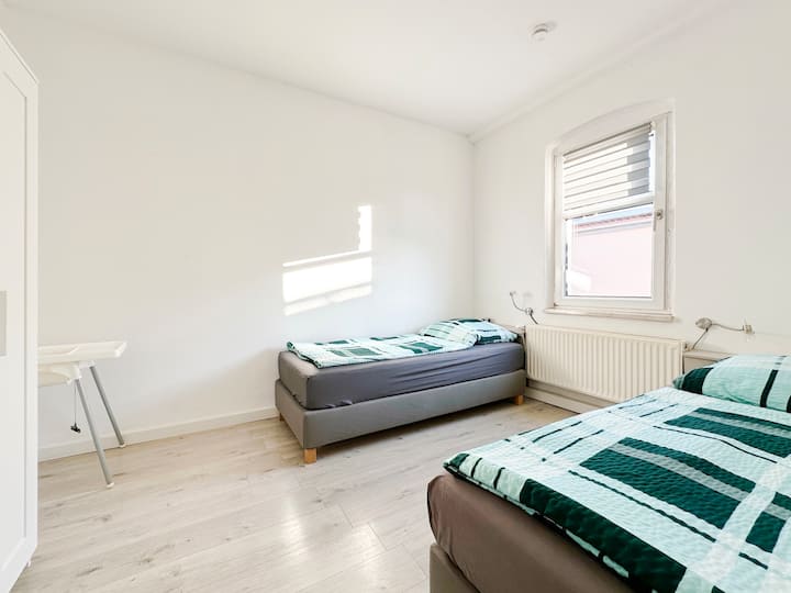 غرفة النوم 2