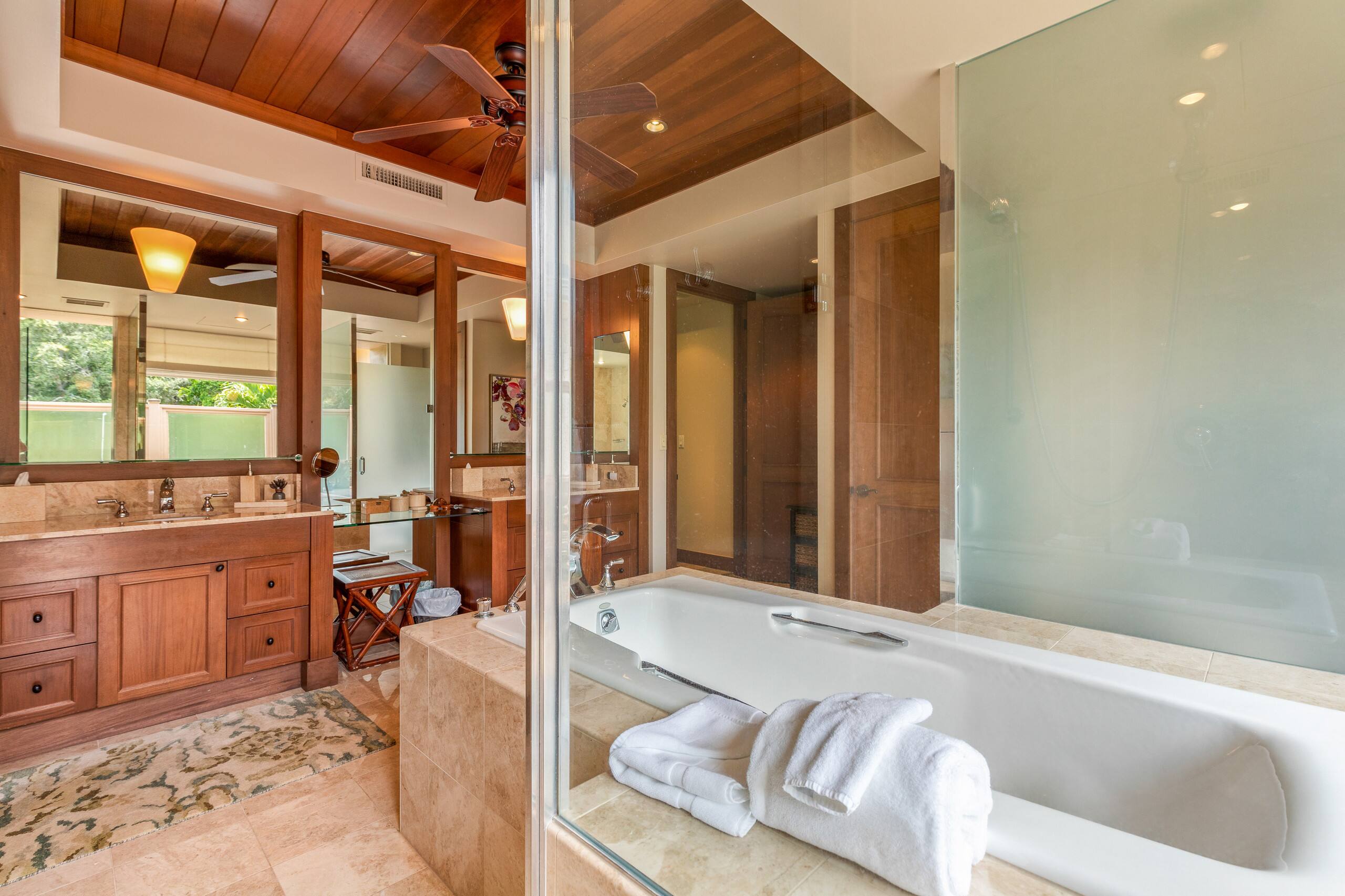 Villa in Kailua-Kona · ★4.75 · 2 bedrooms · 3 beds · 2 baths - Image 22