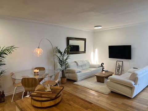Top performing Airbnb: Peaceful sanctuary in South Ken in Kensington And Chelsea