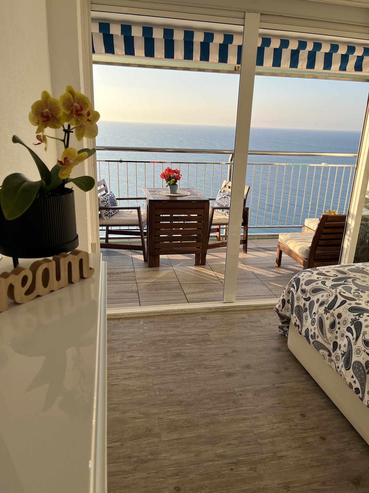 Popular Airbnb listing: Romance at sea in Castell Platja D'aro
