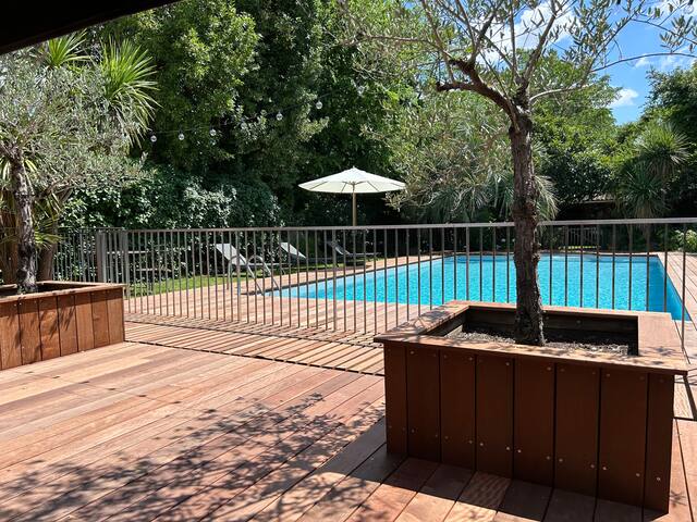 Maison familiale dans Bordeaux grande piscine gallery image 4