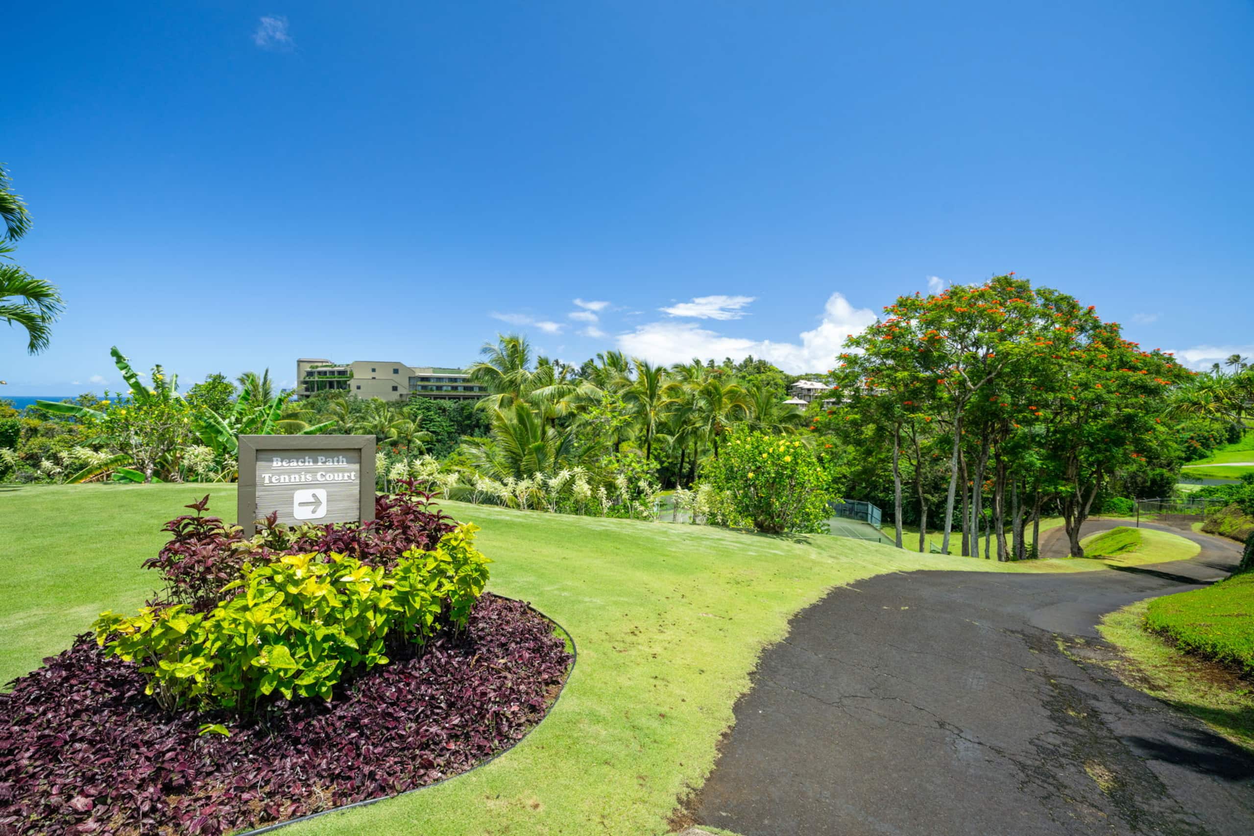 Resort in Princeville · ★4.88 · Studio · 2 beds · 1 private bath - Image 23
