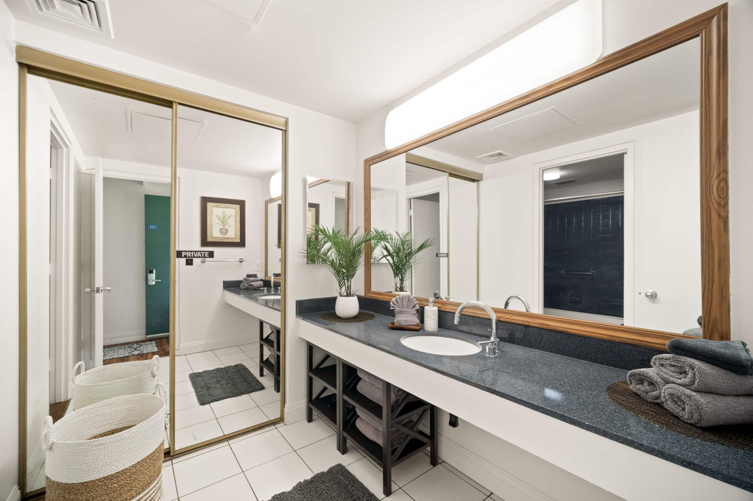 Resort in Princeville · ★4.88 · Studio · 2 beds · 1 private bath - Image 6