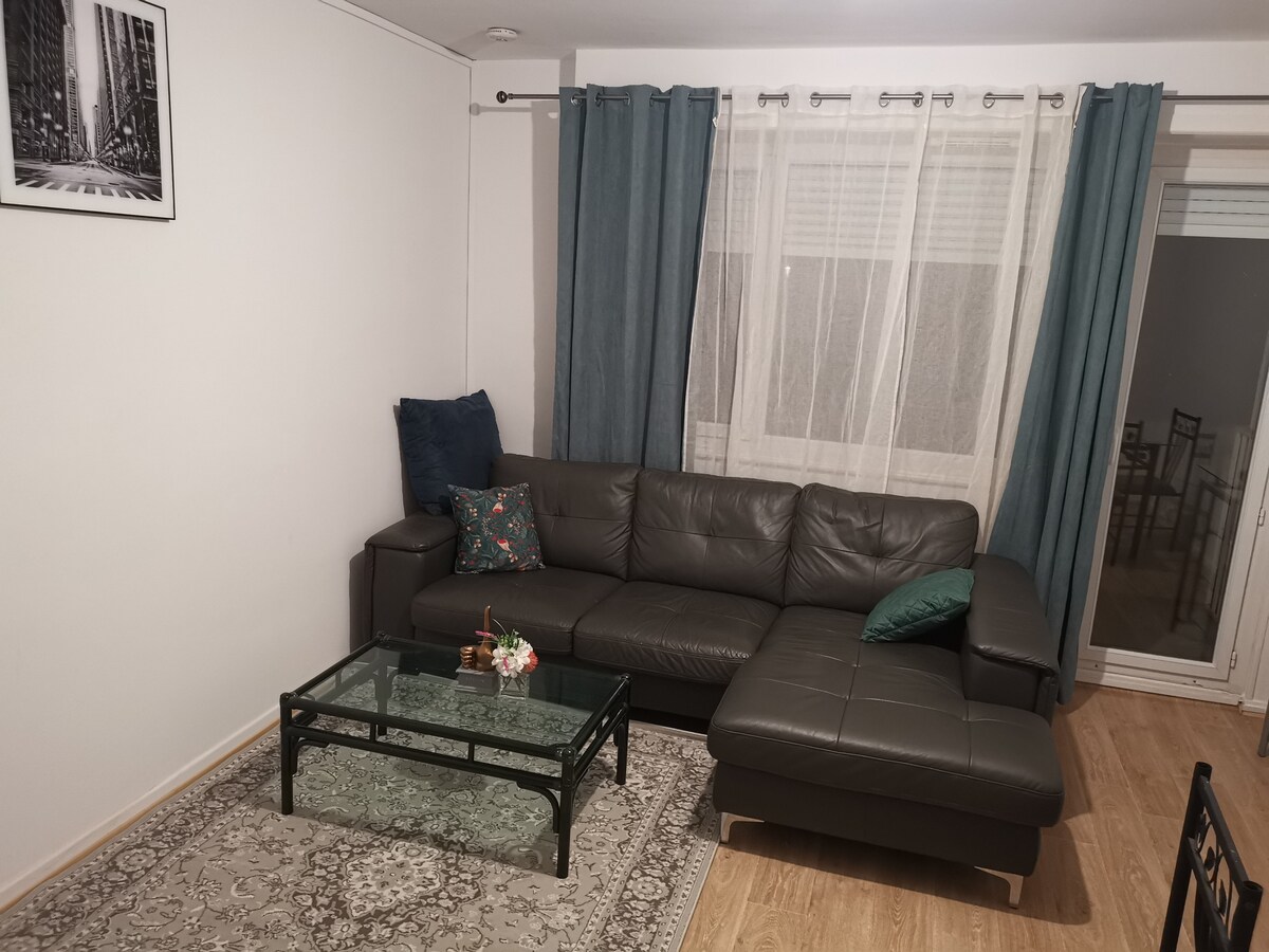 Popular Airbnb listing: Tatoum Accommodation in Cronenbourg