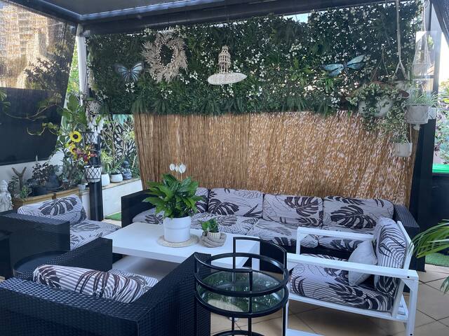 Ocean Beach-4 bedrooms-2 mins walk to Manly Beach gallery image 4