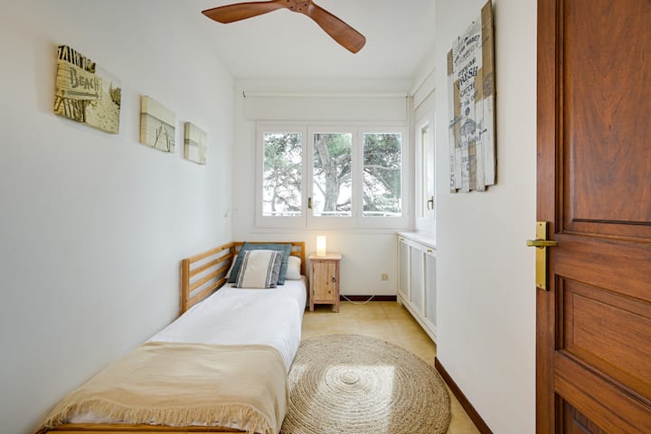 Спална соба 6