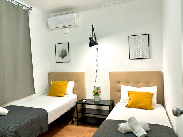 Great 5bd/3ba apartment in Eixample Aribau gallery image 3