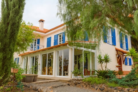 Airbnb con mejor rendimiento: Beautiful, stylish villa in the south of Tenerife en Arona