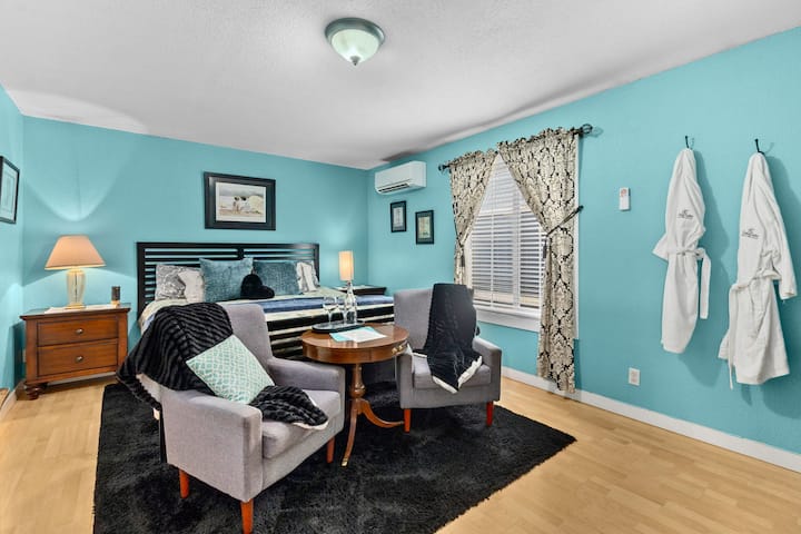 Betsy Pease Suite B - Washington