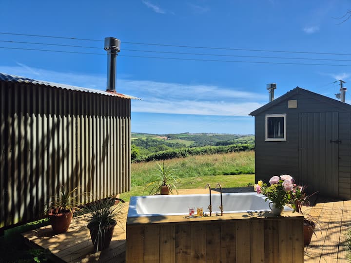 The Lambing Hut- Secluded Escape With Outdoor Bath - Looe