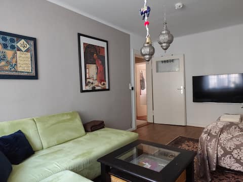 Top Airbnb: Cozy apartment - near to city center in Linden Süd