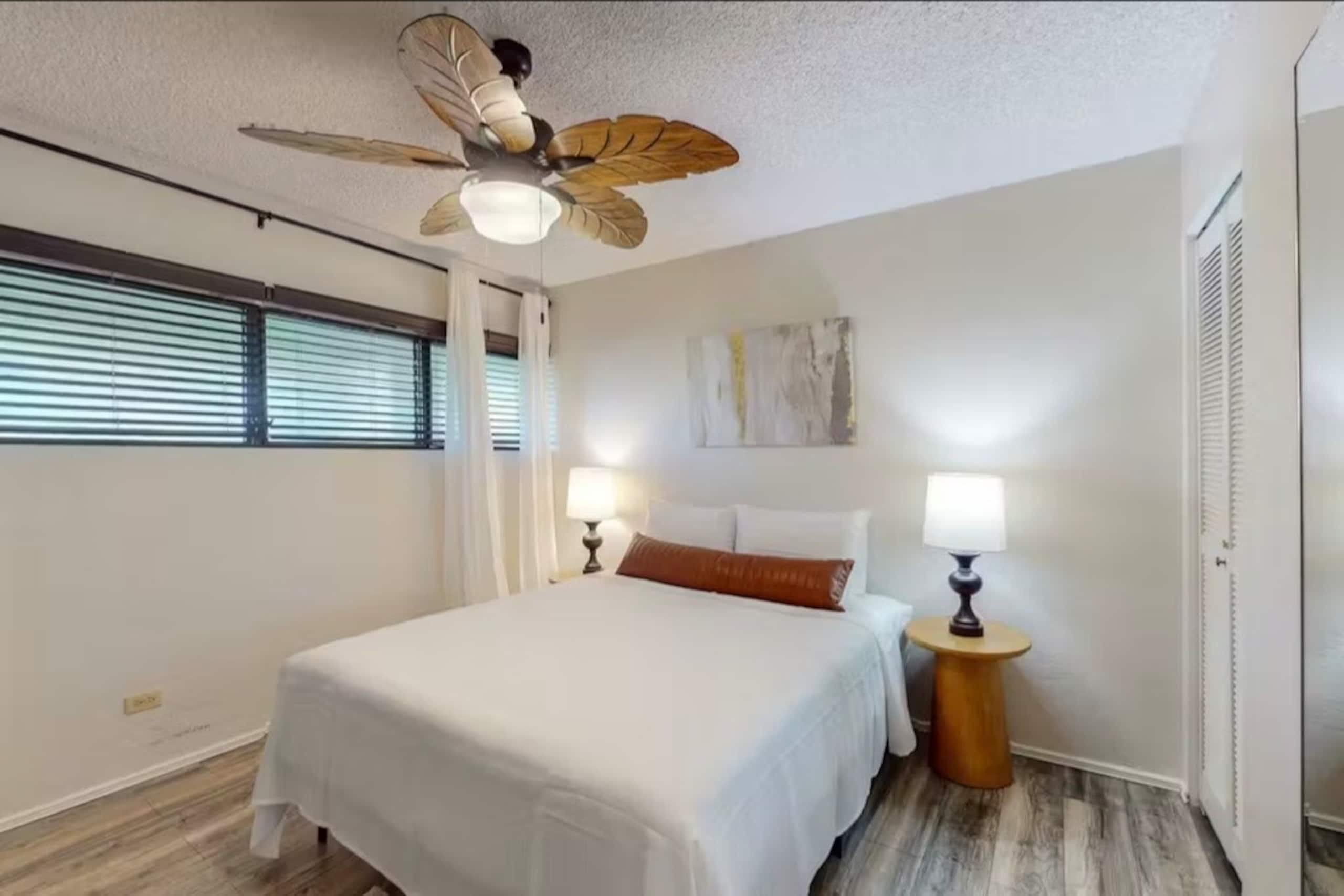 Condo in Kailua-Kona · ★4.73 · 1 bedroom · 1 bed · 1 bath - Image 10