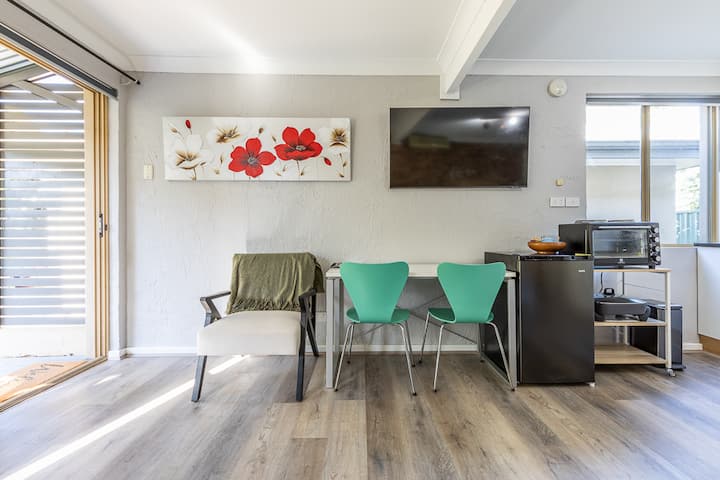 Sorrento Studio - Perth
