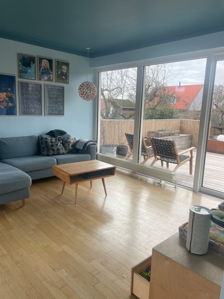 Familievenligt Hus Med Stor Have Og Mange Senge - Aarhus