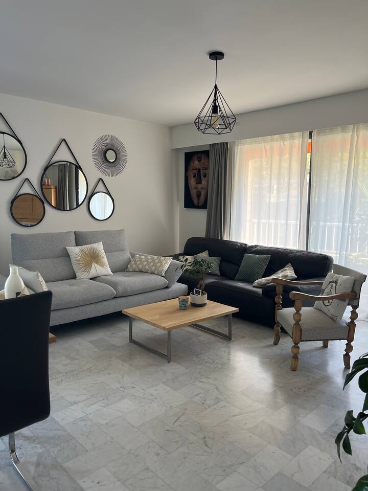 მისაღები ოთახი