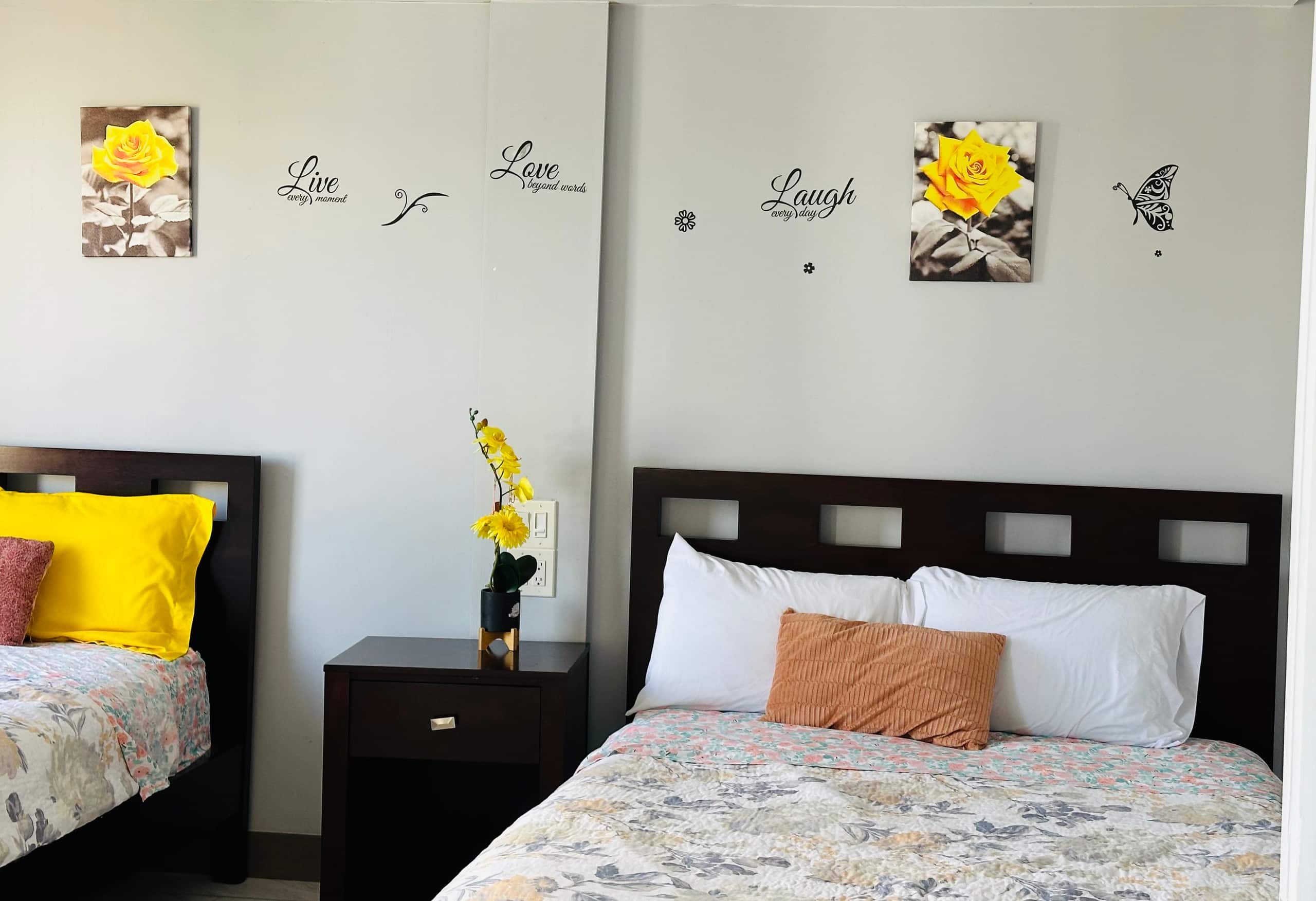 Condo in Honolulu · ★4.73 · 1 bedroom · 3 beds · 1 private bath - Image 7