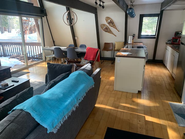 Truckee Cozy Cabin - Donner Memorial State Park, Truckee