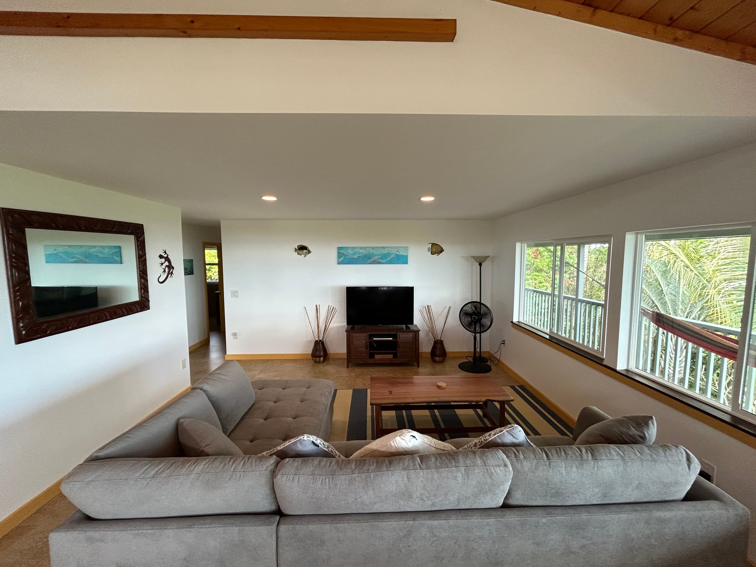 Hale Malulani, Ocean Views, Privacy, Entire Estate - Photo 3