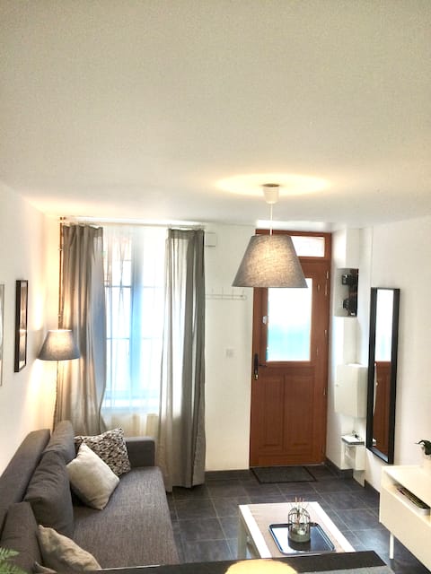 Airbnb performant: La Jolie Fécampoise, city center 2-4 people à Fécamp