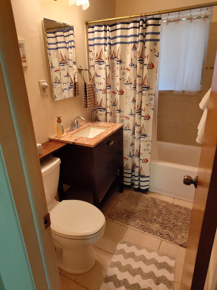 Lakeside Getaway Ii - Amherst, OH