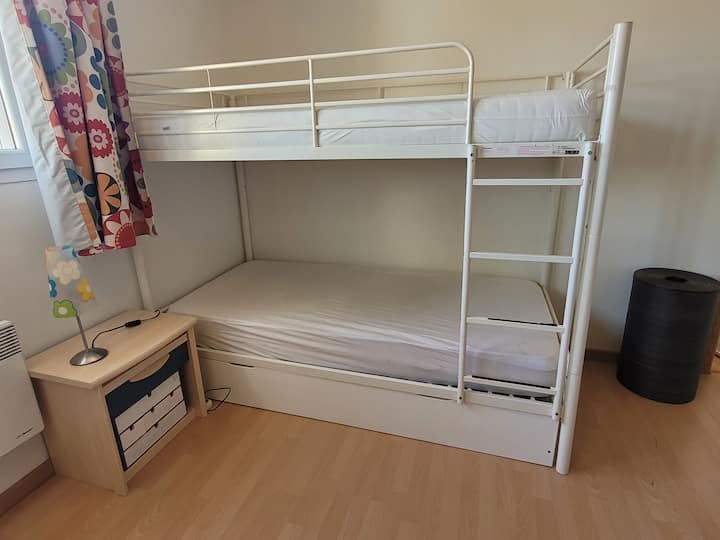 საძინებელი 4