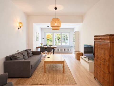 Top Airbnb: Moltke Quarter Work&Family 67 m² in Südviertel
