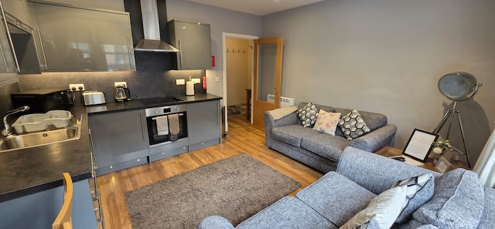 Macdonald Apartment 11c Greig St Inverness Iv3 5pt - Inverness