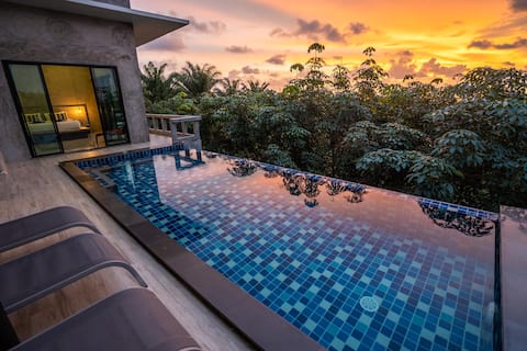 30% Off -Stylish Pool Villa 3BR Near Long Beach
