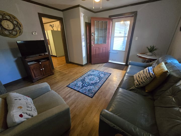 Winterville Cottage - Greenville, NC