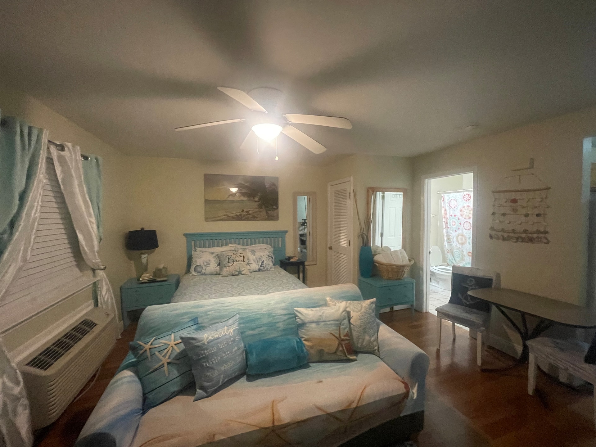 Beachside Love Nest Close to Keesler