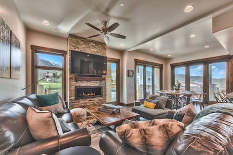 Luxe Resort! Park City Blackstone Retreat