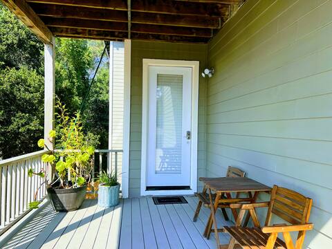 Natural Setting Quiet Fast Wifi Laundry Smoke Free