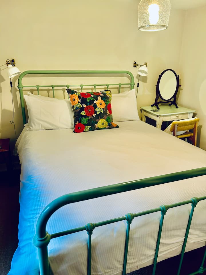 საძინებელი 2