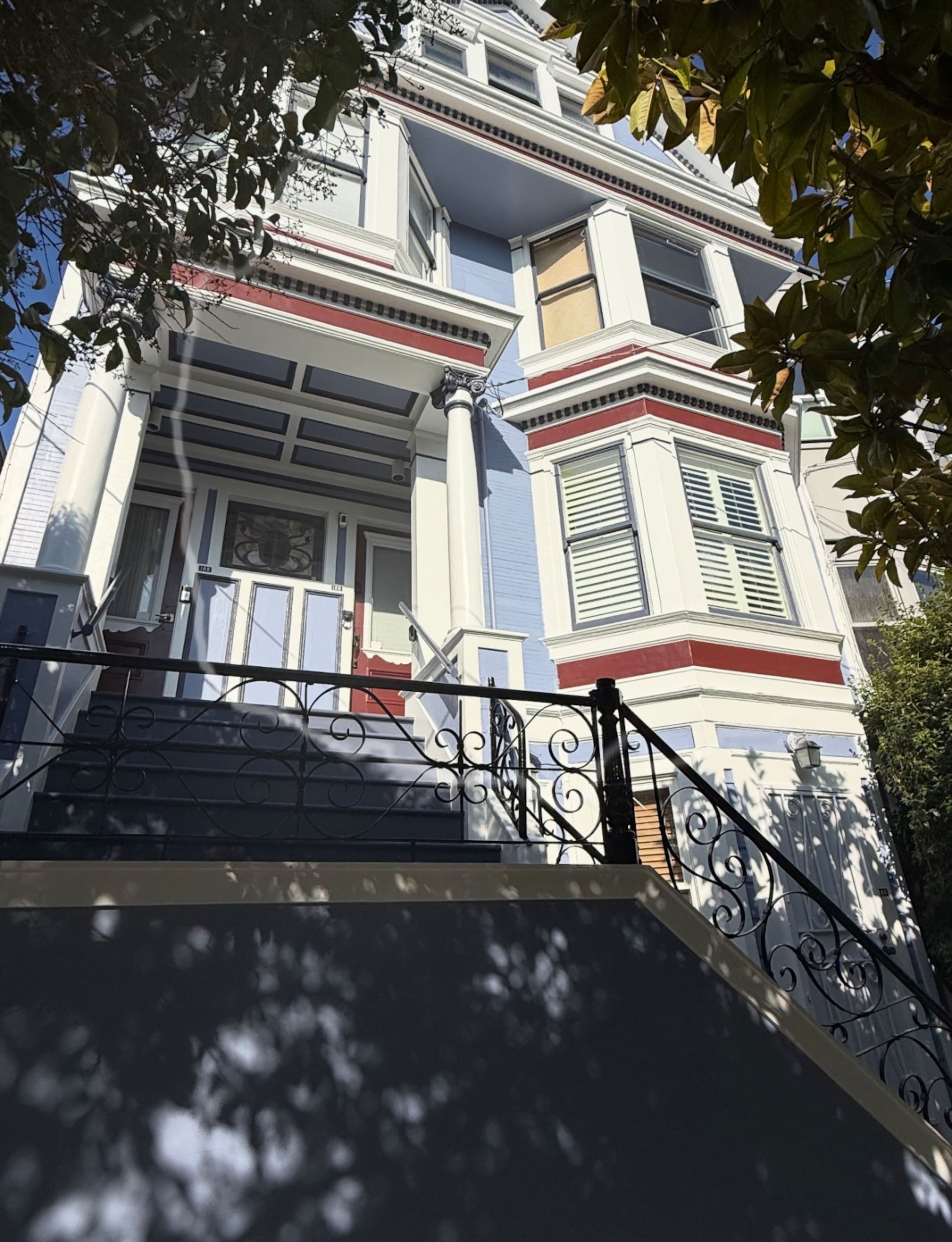 Home in San Francisco · ★4.99 · 2 bedrooms · 2 beds · 1 bath - Image 25