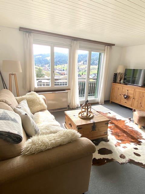 Cozy chalet apartment with great views