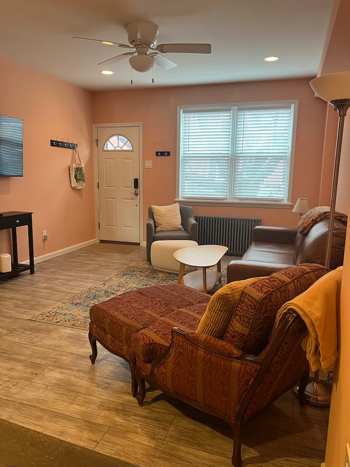 Renovated Townhome In Prime Fishtown Location - Philadelphia, PA