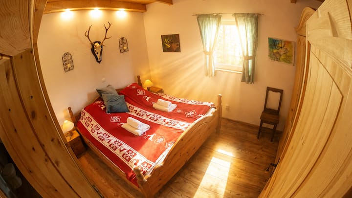 Dhomë gjumi 2