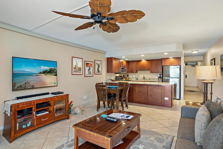 Kamaole Sands 4-412 - Penthouse Ocean Views, Spacious, Beautiful Renovation, Ac! - Maui, HI