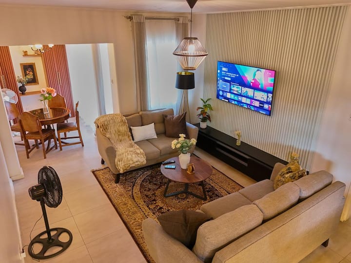 Vhuwa Avenue’s Apartment 3 Bedrooms 2 Bathrooms - Harare