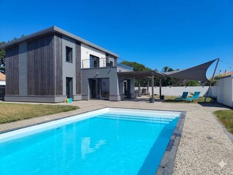 Large House / Villa