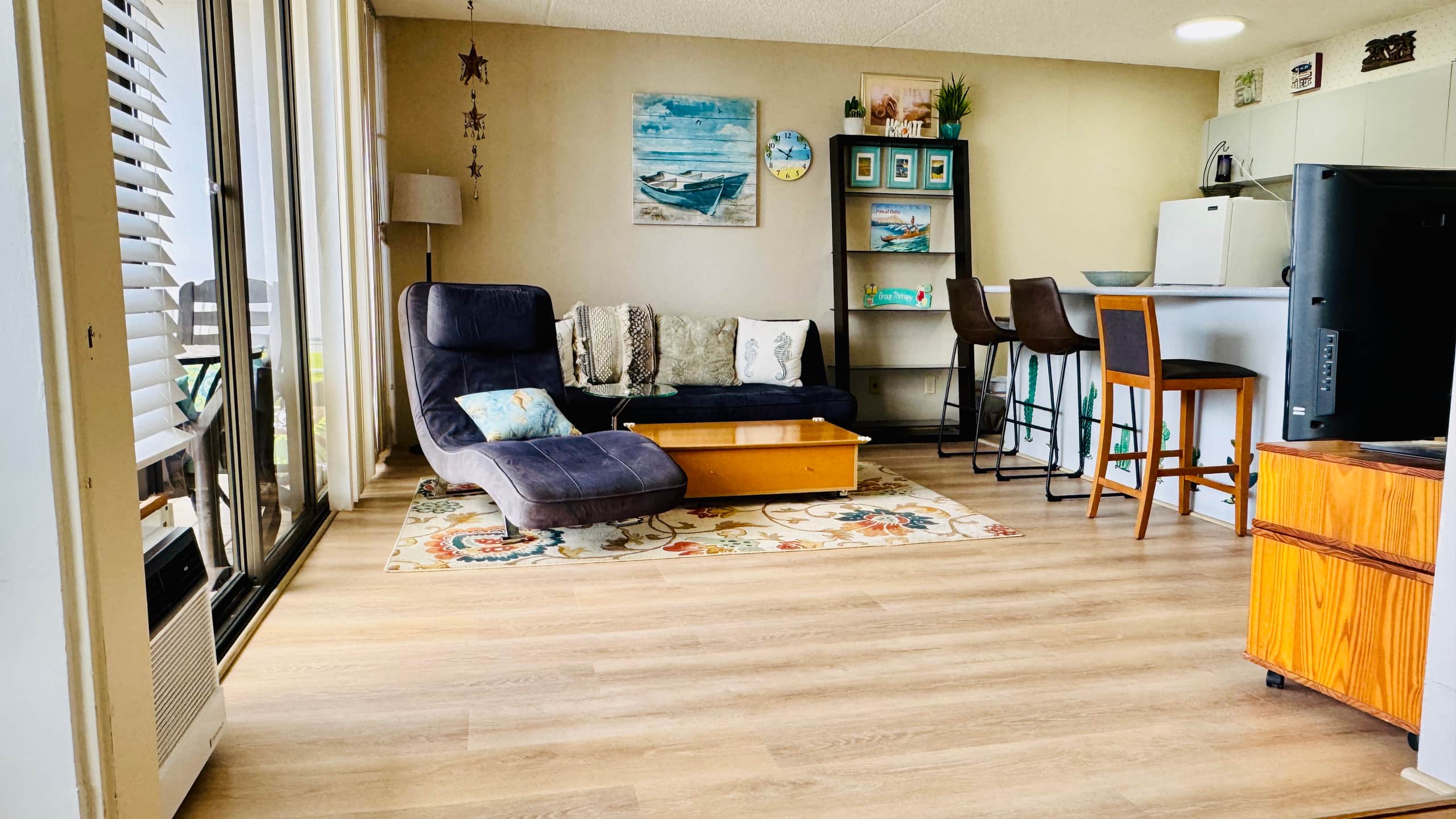 Condo in Honolulu · ★4.85 · 1 bedroom · 2 beds · 1 bath - Image 2