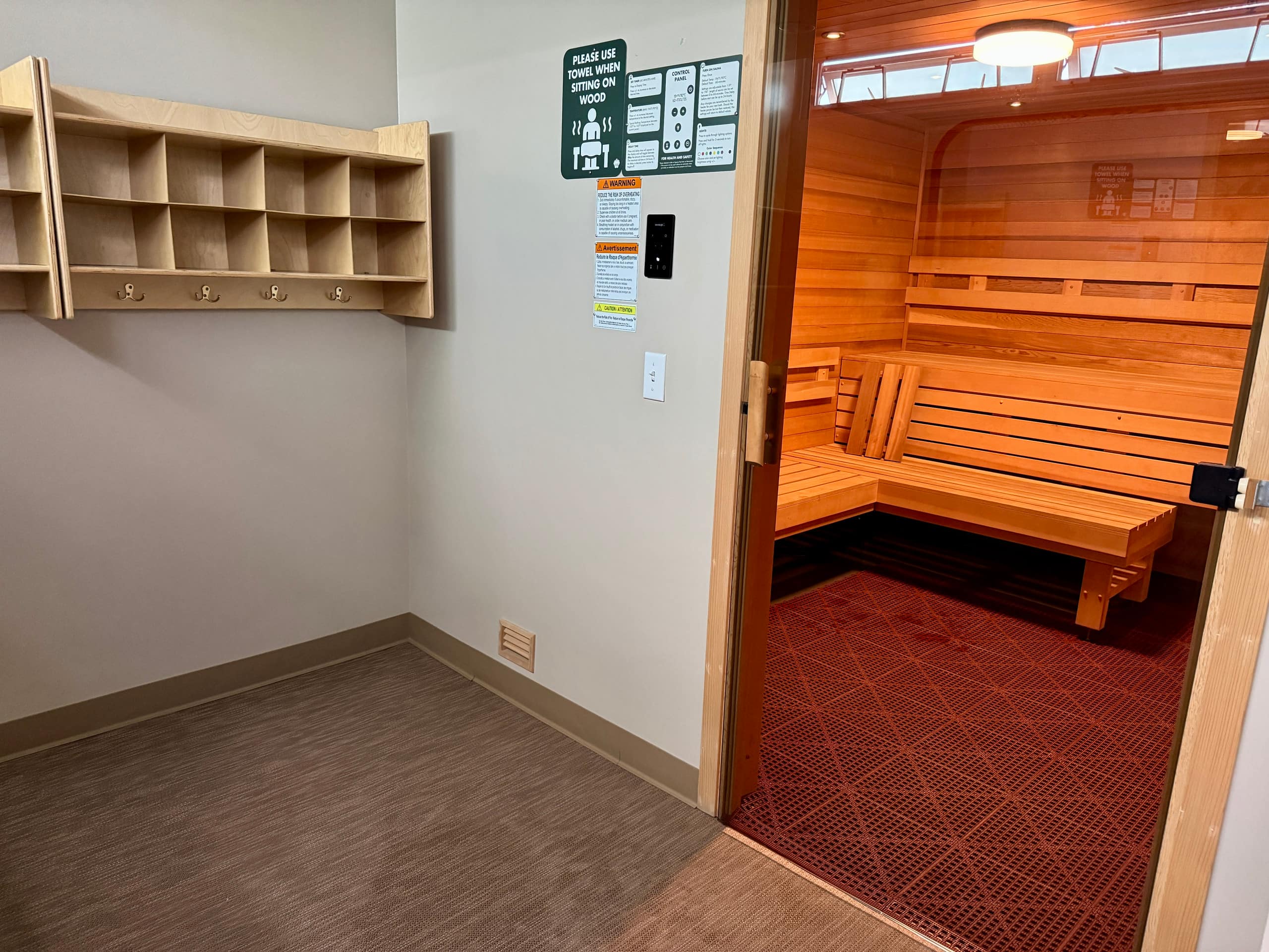 Condo in Honolulu · ★4.85 · 1 bedroom · 2 beds · 1 bath - Image 23