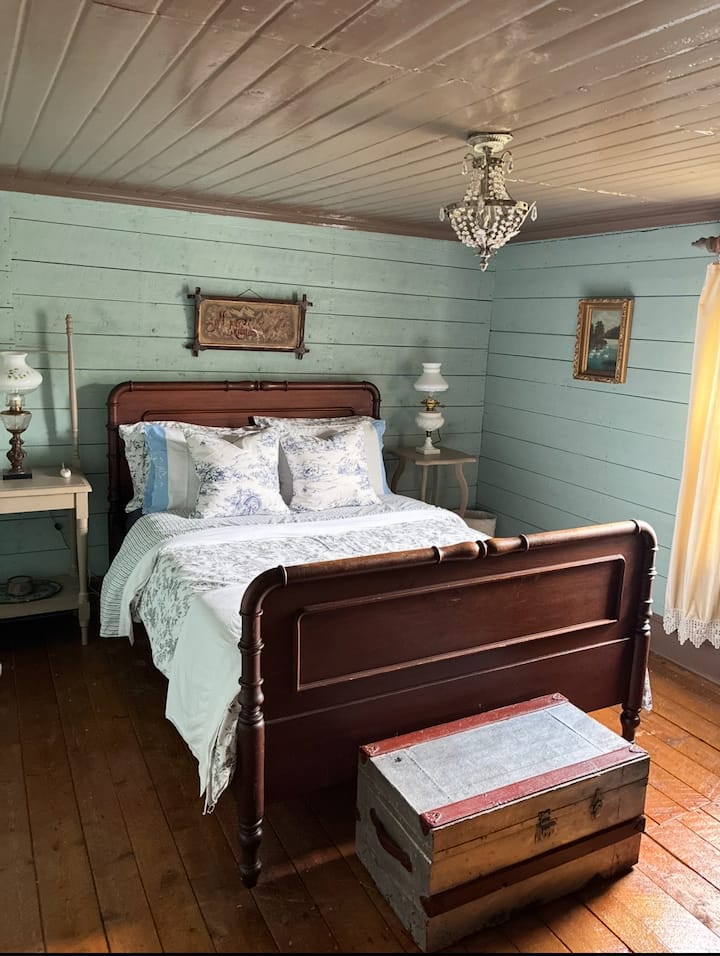 This bedroom includes a few special pieces that once belonged to Georgina Stirling, “Madame Toulinguet.” She was our opera singer who performed in 19th century Europe, and it’s an honour to share her story!