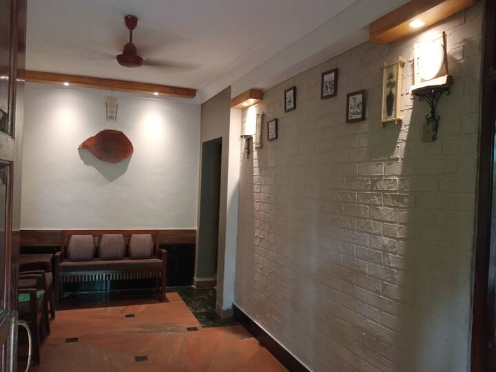 Living room image 1