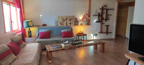 Annonce Airbnb populaire: Forest lodge N2 90 m² apartment for 6 to 10 people à Les Orres