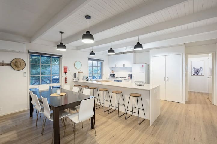 Family Beach 4BR Getaway – Rye Back Beach gallery image 2