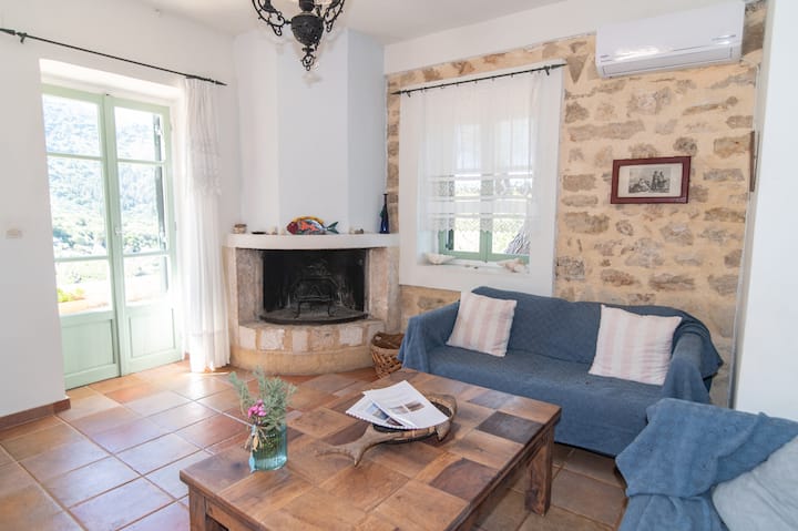 Stonehouse Home Rental, Ithaca - Итака