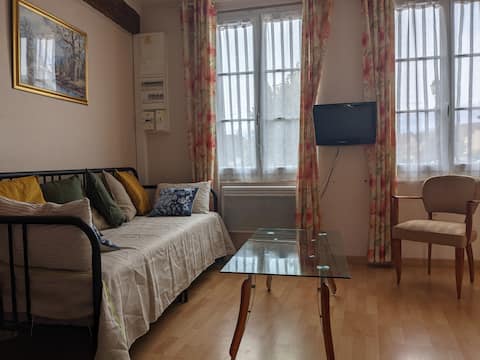 Quiet and greenery in the heart of Illiers Combray