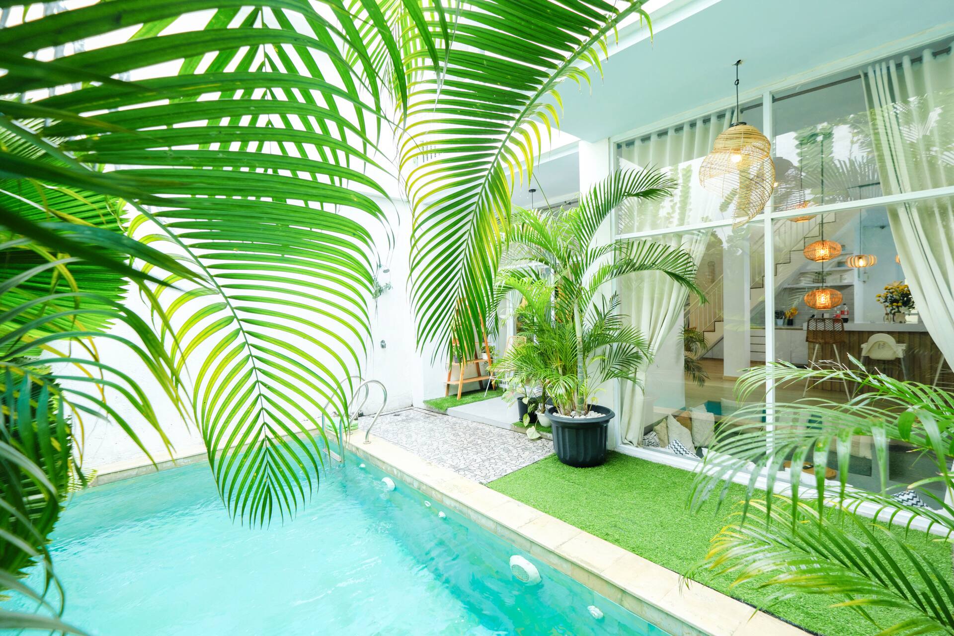 Tropical Hideaway Villa + Pool in Jogja City